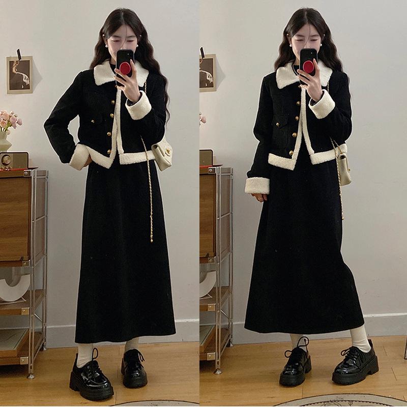 

Winter 2026 Women s Plus Size Lambswool Jacket & Skirt Set - Fleece Lined, Slimming, Versatile Design. 3XL
