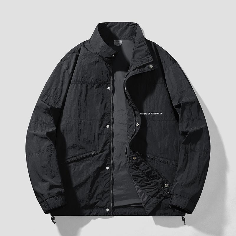 

Корейская версия воротника-стойки куртка мужская осенняя тенденция новая мода тонкая ветрозащитная личность молния весенне-осеннее пальто 4XL