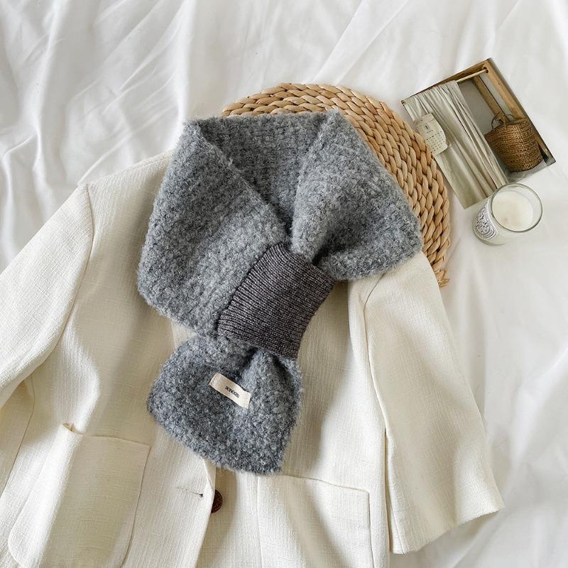 Winter knitted wool small ear scarf women's new high-end color simple relaxation with small scarf