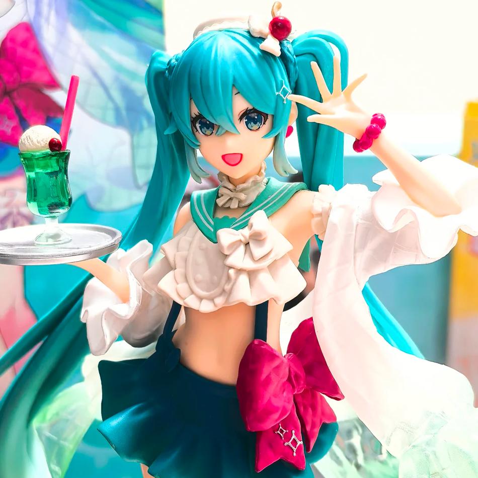 18CM Anime Hatsune Miku Figure Sweet Sweets Melon Soda Float Standing Figure Cute Toy Gift Collection Aciton Figure PVC Dolls