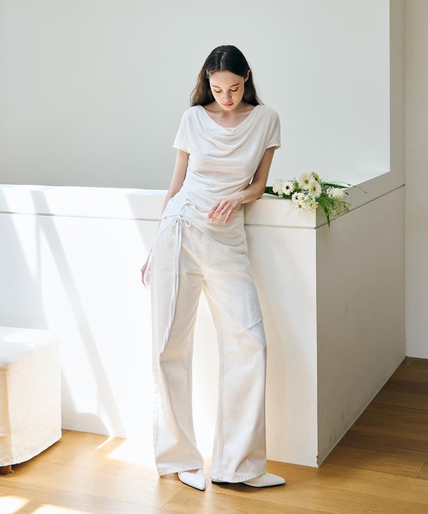 Deuloupisumeon Asymmetrical Tuck Draped T-Shirt [White]