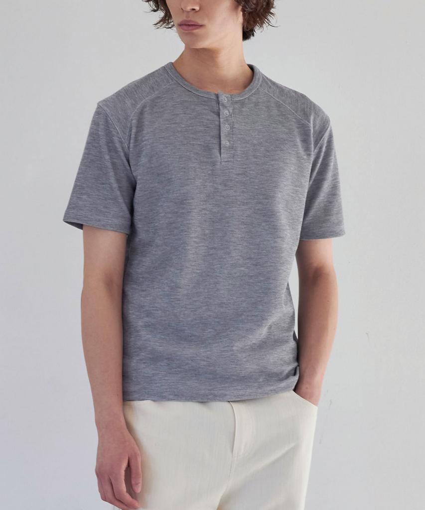 SENTAIR Contour Henley Neck Half T-Shirt _Gray