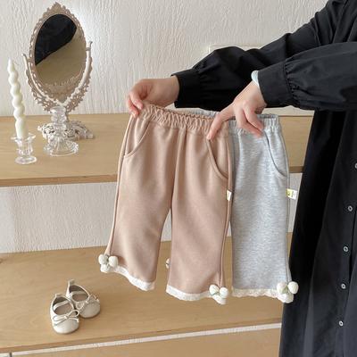 Kleinkind-Spitzenhose 2025 Koreanische Version der neuen Baby-Mädchen-Auslands-Freizeithose Mode Vielseitige Schlaghose Hose