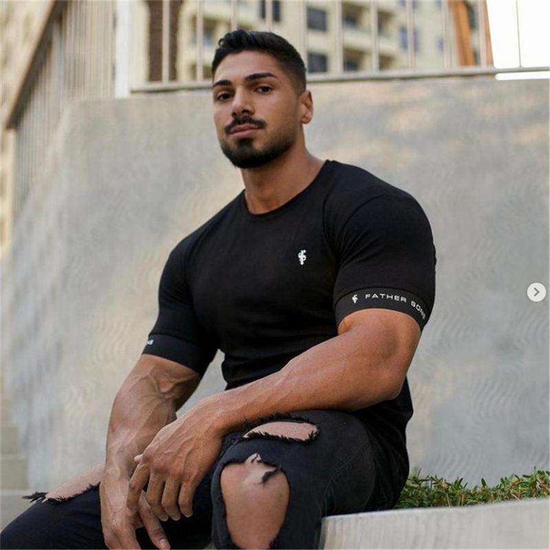 Gym T-shirt Men Short Sleeve T-shirt Casual Slim T Shirt Male Fitness Bodybuilding Shirt Workout Tee Tops Summer Clothing