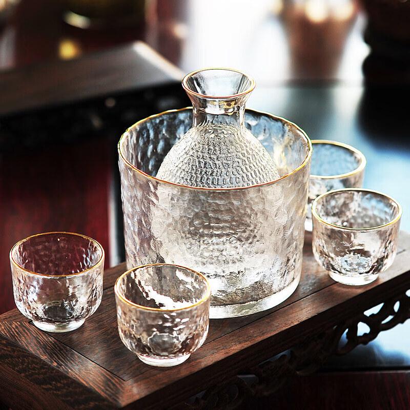 UOSO Japanese Style Hammered Glass Sake & Wine Warmer Set