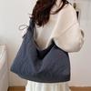 2025 autumn and winter new loose lazy style shoulder bag Korean version niche pleated large capacity plaid commuter shoulder bag