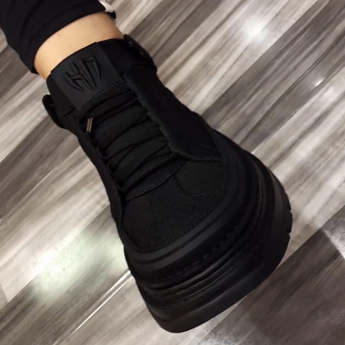 

Мужская мода весна/лето 2025, повседневные слипоны, ботинки Мартин: Универсальные черные парусиновые кеды для скейтбординга 39