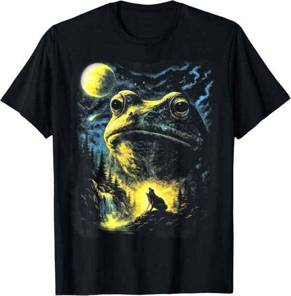 Retro Frog and Wolf Nature Scene, Full Moon Forest Lover Tee T-Shirt