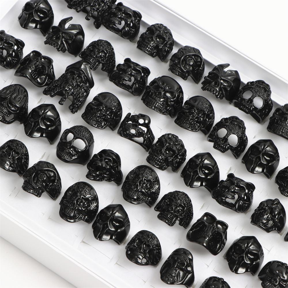 10/15/20 Stück/Los Retro Gothic Punk Totenkopfringe Herren Damen Charm Rock Cool Mode Schmuck Accessoire Täglich Party Geschenk Zufälliger Stil