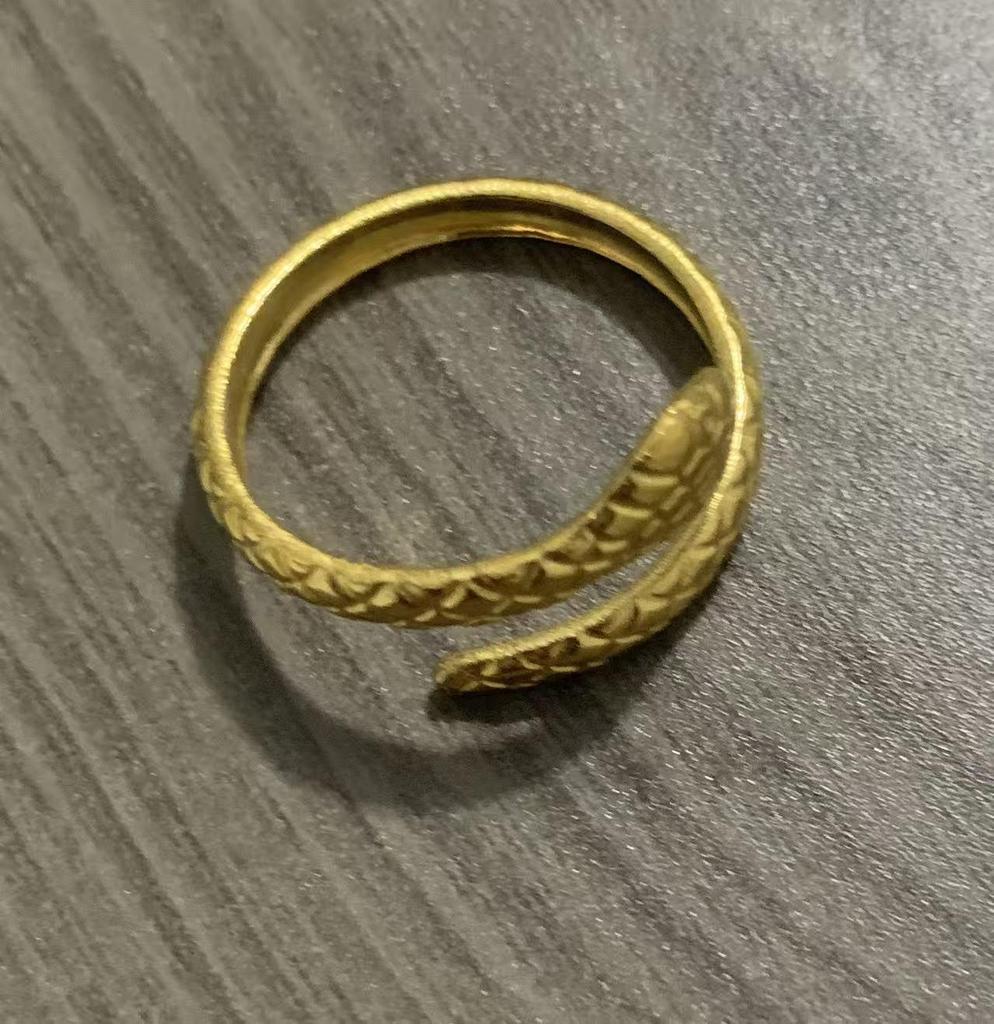 Stainless Steel Four-Leaf Clover Ring: Durable, Waterproof, Non-Fading, High-End Design