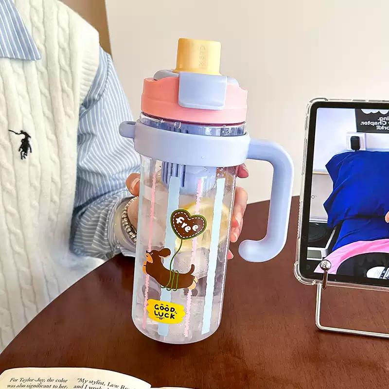 

Large Capacity Water Cup With Cartoon Design For Office And Outdoor Use синій