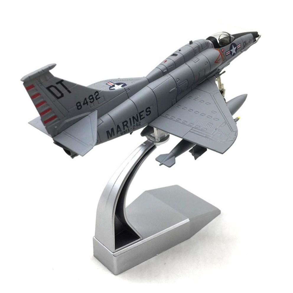 1:72 Scale Die-cast A-4M Skyhawk Fighter Jet Model