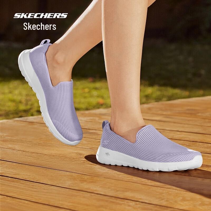 

Skechers Women s Slip-On Walking Shoes 15637 38