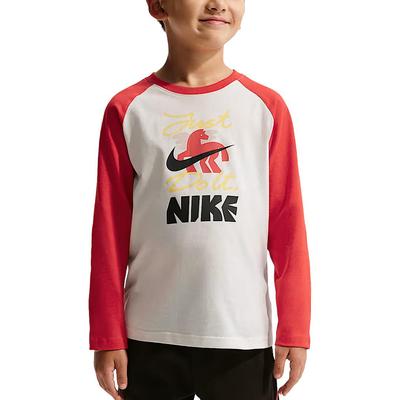 Tops – T-Shirts
