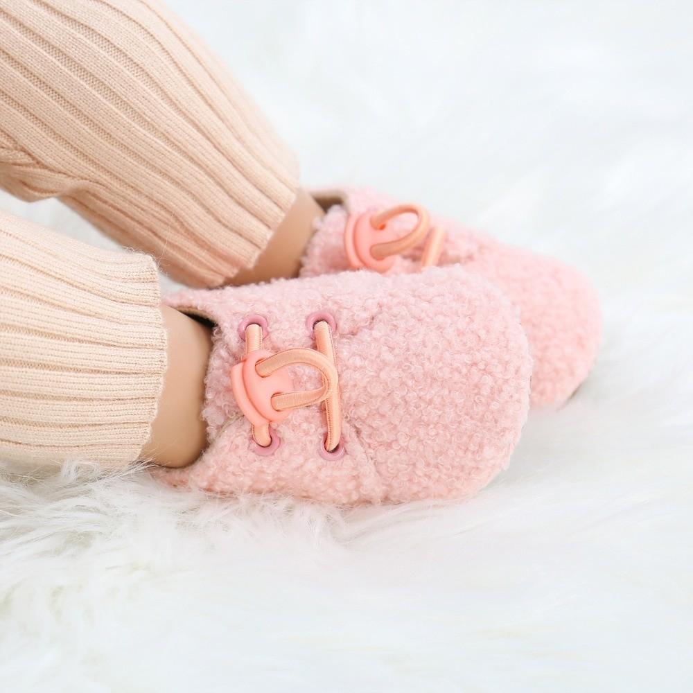 Anti-Slip Toddler Shoes Fluff Material Infant Crib Shoes New Winter Baby Shoes For Baby Girl