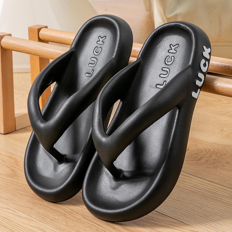 

Женские шлепанцы 2025 Летние тапочки Тренд Повседневные сандалии на платформе Нескользящие уличные тапочки Домашние модные тапочки на плоской подошве 36-37 чёрный
