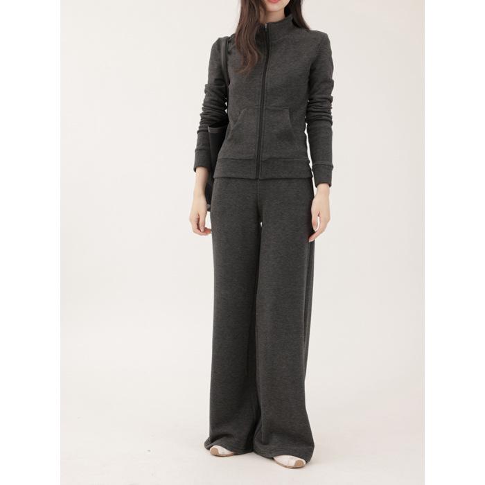 Zweiteiliges Set für Damen: Sweatshirtjacke mit Stehkragen & Lässige Lange Hose für den Herbst