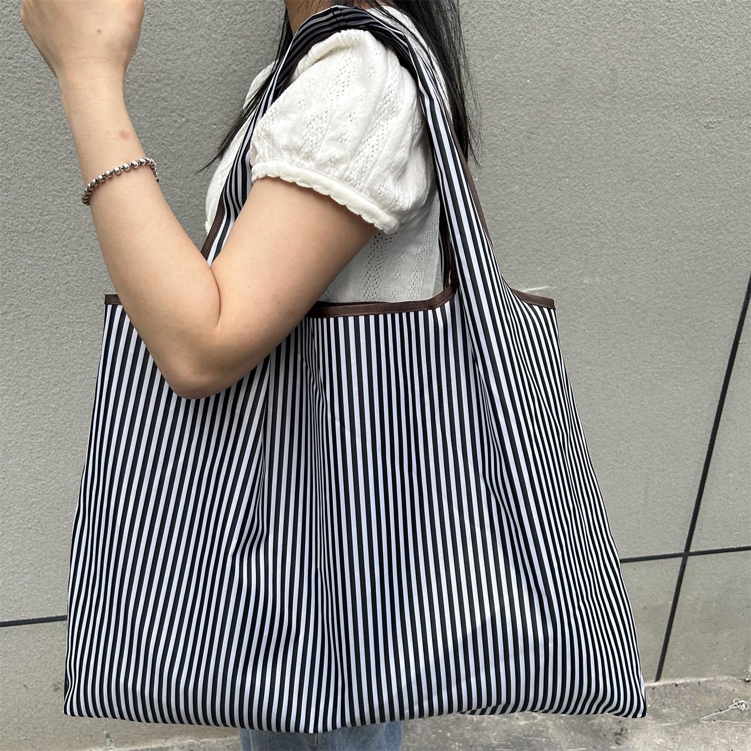 

Eco-Friendly Foldable Japanese Oxford Cloth Shopping Bag – Large Portable Grocery Bag Large 53x40+26