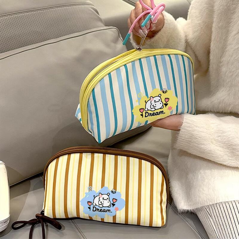 Banzheni Underwear Storage Bag, Travel Undergarment Organizer, Bra Panty Sock Organizer, Portable Ultra-Light Toiletry Bag