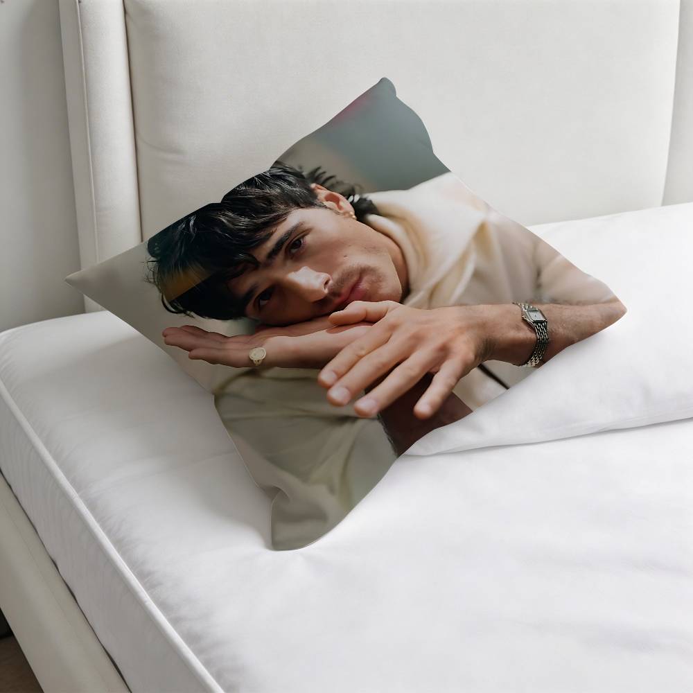 Singer JJacob EElordi Square Pillow Case Soft Decorative Throw Pillow Cover for Home Sofa Bed