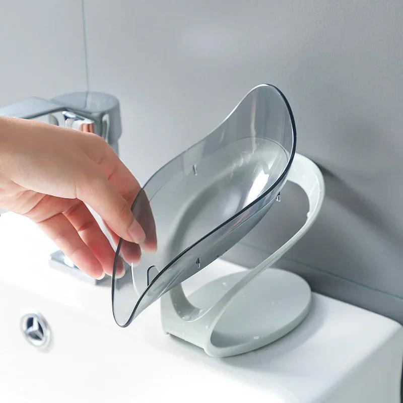 Suction Cup Soap Dish Box For Bathroom Shower Soap Holder with Drain Portable Leaf Shape Toilet Laundry Soap Rack Tray For Basin