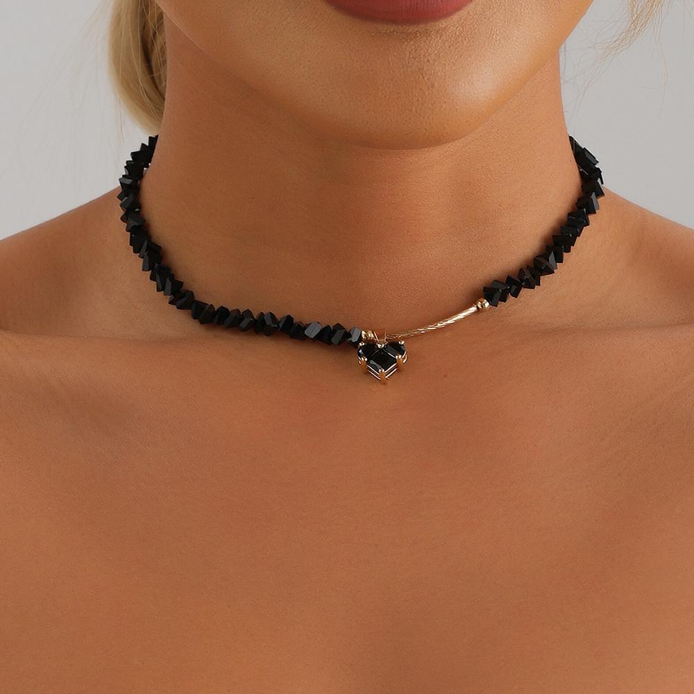 Vintage Cubic Zirconia Crystal Heart Pendant Geometric Crystal Imitation & Pearl Chain Necklace for Women Choker Jewelry N0499