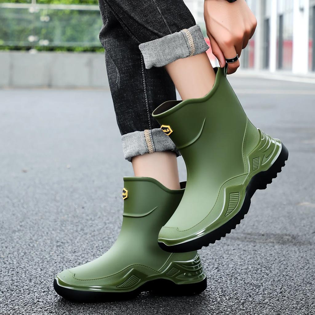 Classic Korean Black Anti-Slip Men's Rubber Boots Short Tube Sports Style Thickened Environmental Protection Water Shoes Zapatos
