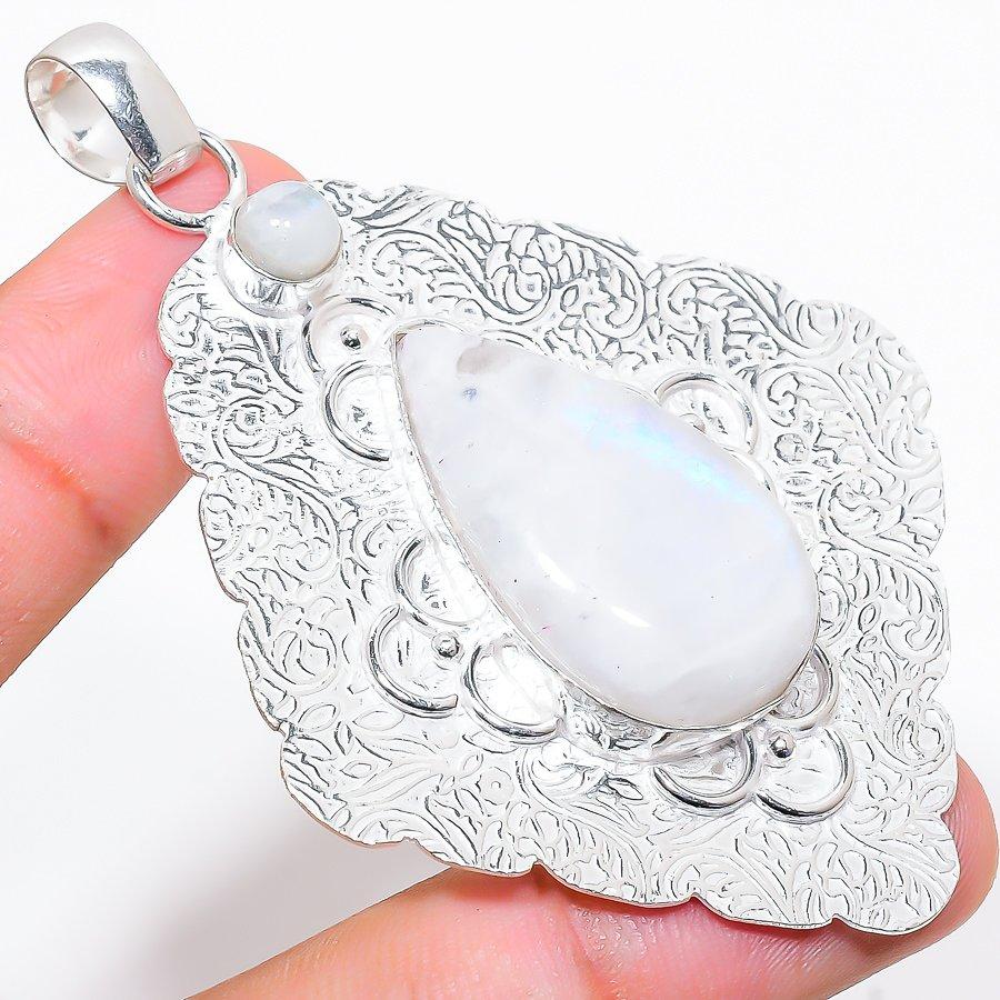 

Rainbow Moonstone Gemstone 925 Sterling Silver Jewelry Pendant 2.80 i4r53 белый