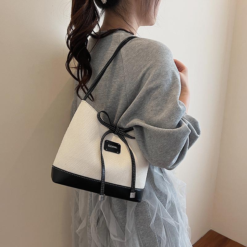 Today's popular bags, new summer texture niche shoulder bags, versatile underarm bucket bags