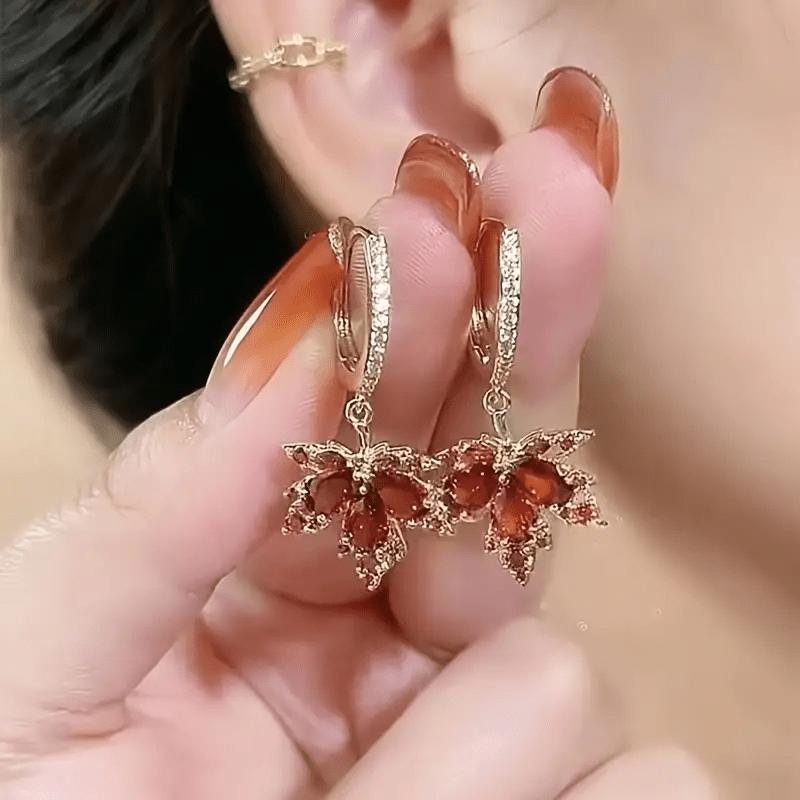 Exquisite Maple Leaf Design Shiny Zircon Inlaid Dangle Earrings Bohemian Elegant Style Delicate Female Earrings