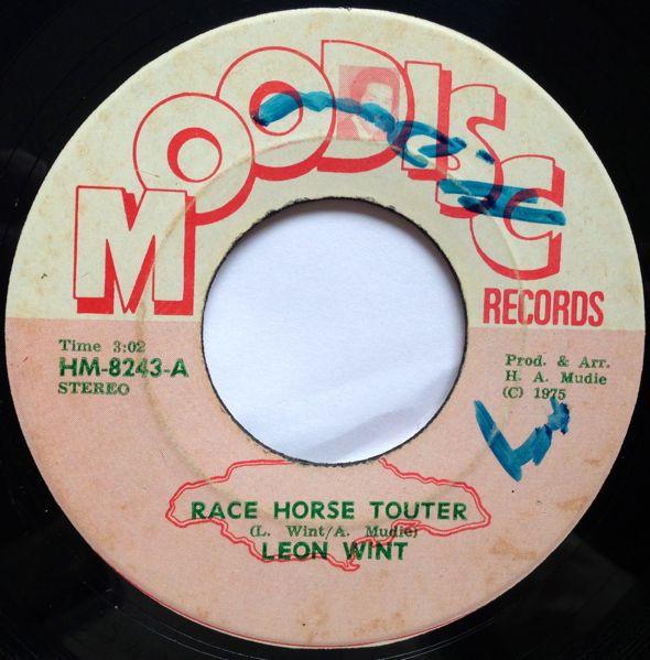 

7inch Record LEON WINT MUDIES ALL STARS Race Horse Touter HM8243 Moodisc Records 1975 Jamaica Reggae Ska Dub Used