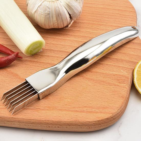 Taglia cipolle con guaina protettiva Lama in acciaio inox Manico antiscivolo 6 lame Affetta verdure per una rapida triturazione