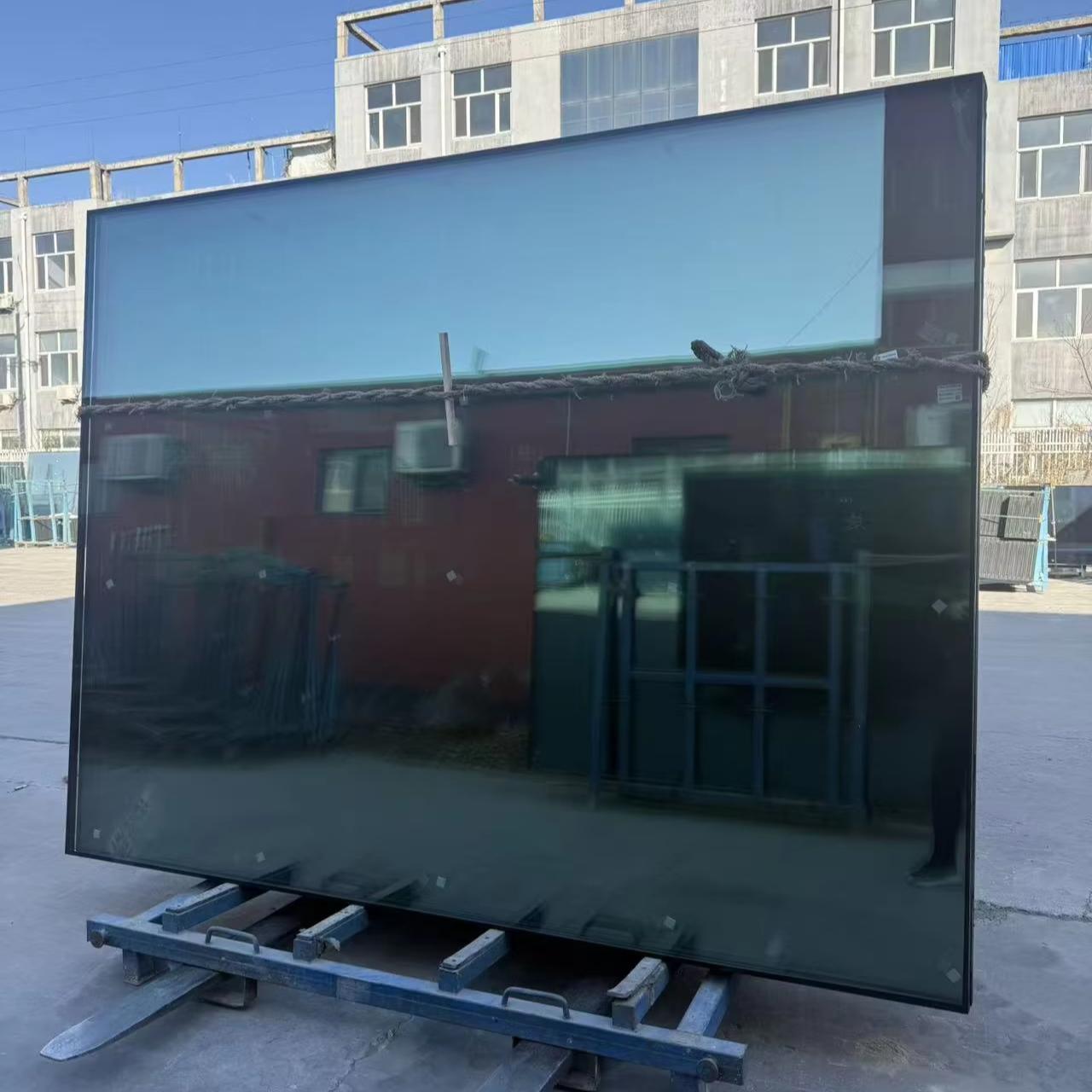 Best-selling 10mm 12mm Thickness Custom-sized High Strength Tempered Glass Paddles Industrial Decoration Outdoor