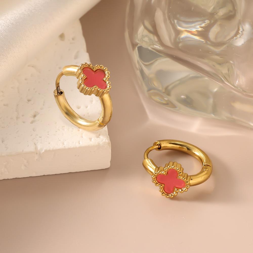 Titanium Steel Versatile Hoop Earrings Fashionable and Sophisticated with Resin-coated Four-leaf Clover Design Women's Earrings