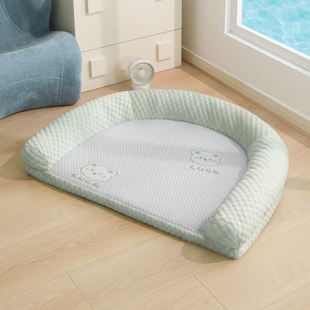 All-Season Small Dog Sofa Bed - Washable and Comfortable Sleeping Pad for Teddy and Bichon