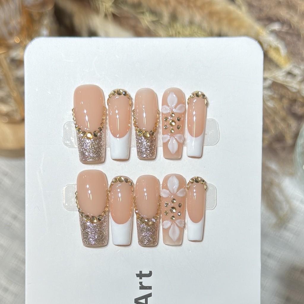 Handmade Press On Nail French Gold Sequins 3D Carved Flowers Champagne Diamond Light Luxury Long Square Fake Nail Patch Artificial Nail Reusable