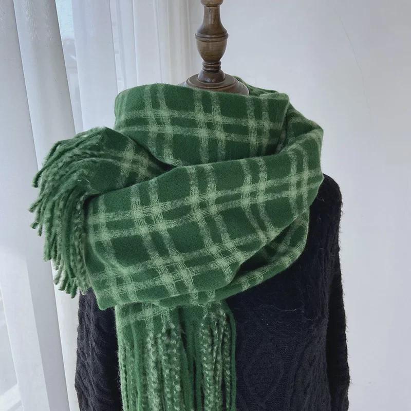 2024 Winter Women's Plaid Scarf: Korean Retro Style, Warm Imitation Cashmere Shawl for Students and Couples