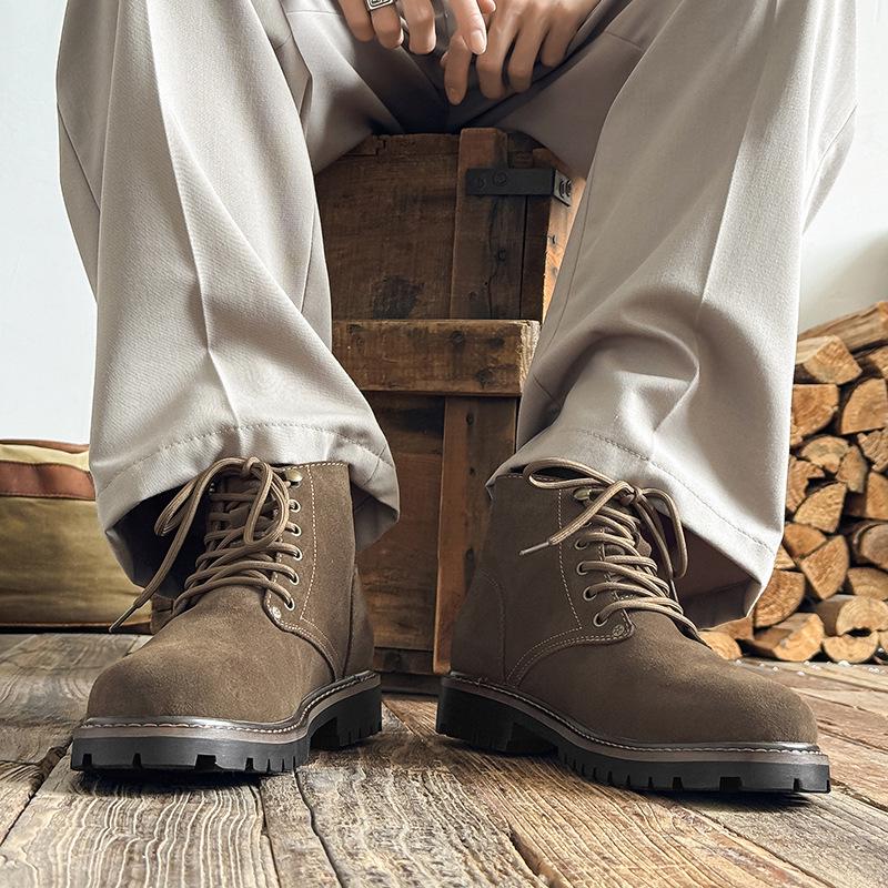 2025 Men's Autumn/Winter Yellow Martin Boots, Cow Suede, Breathable, Versatile, Round Toe, Comfortable Mid-Top Style