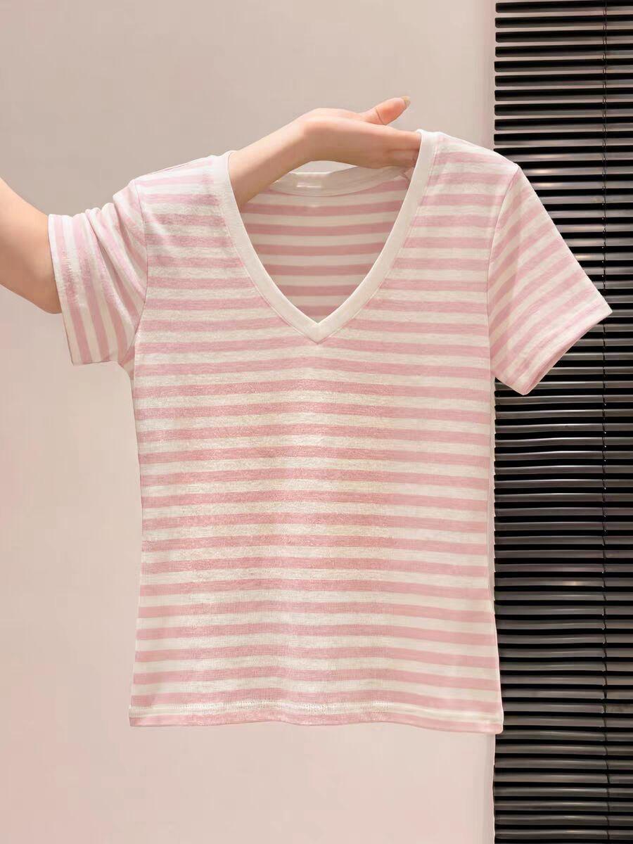 

Pure desire Spice Girl V-neck short-sleeved T-shirt women s summer front shoulder slim-fitting and thin niche contrasting striped knitted top l [recommended 57.5-65kg ] рожевий