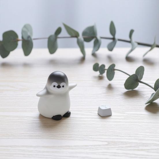 2 Pcs Miniature Penguin Figurines, Cute Tiny Resin Penguin Figures, Mini Arctic Animals Cake Topper for Fairy Garden, Micro Landscape, DIY Crafts