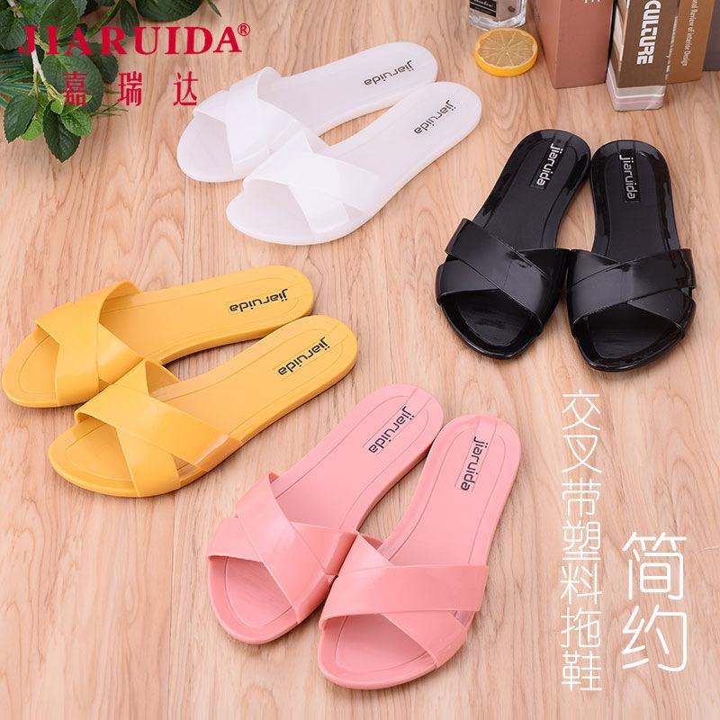 PVC Slippers Women's 2025 Summer Korean Version Dormitory Slippers Flat Bottomed Lightweight Comfortable Jelly Crystal Slippers