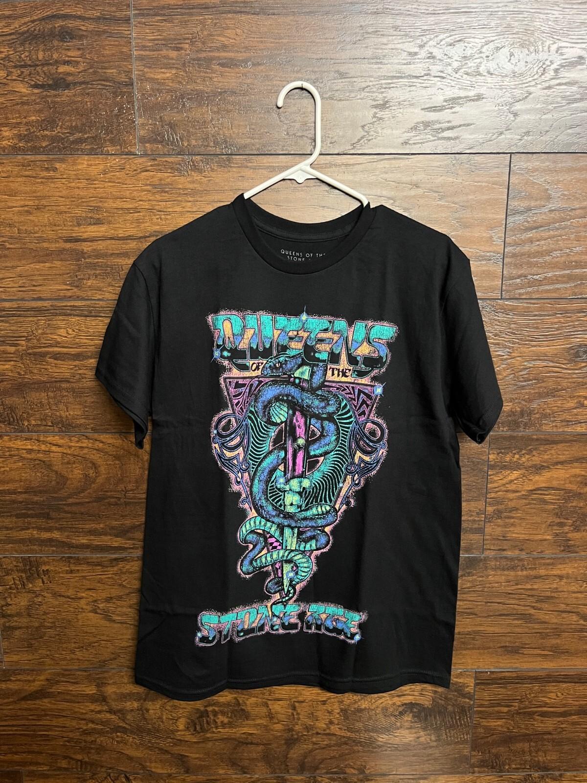 Queens of the Stone Age Men s T-shirt - Snake & Dagger Blacklight Licensed / New XL