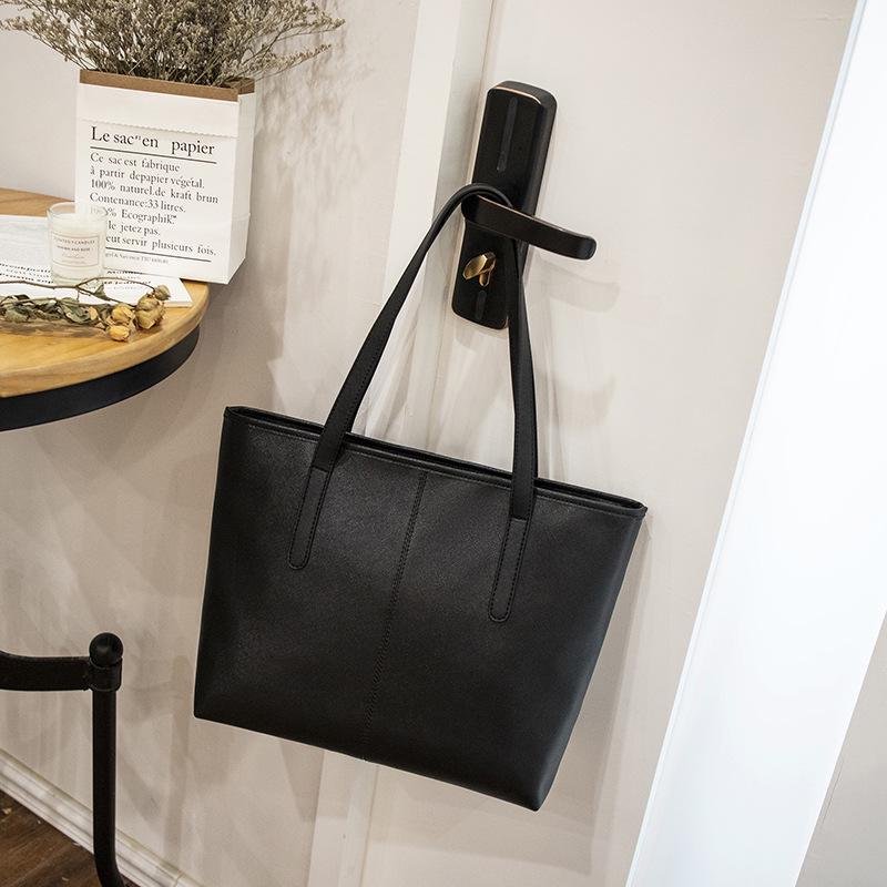

Women s 2026 Spring/Summer Large Capacity Korean Style Shoulder Tote Bag