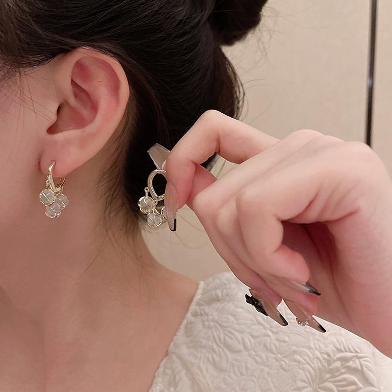 2023 S925 Sterling Silver Geometric Cat s Eye Stone Stud Earrings - Elegant & Versatile Hollow Out Design