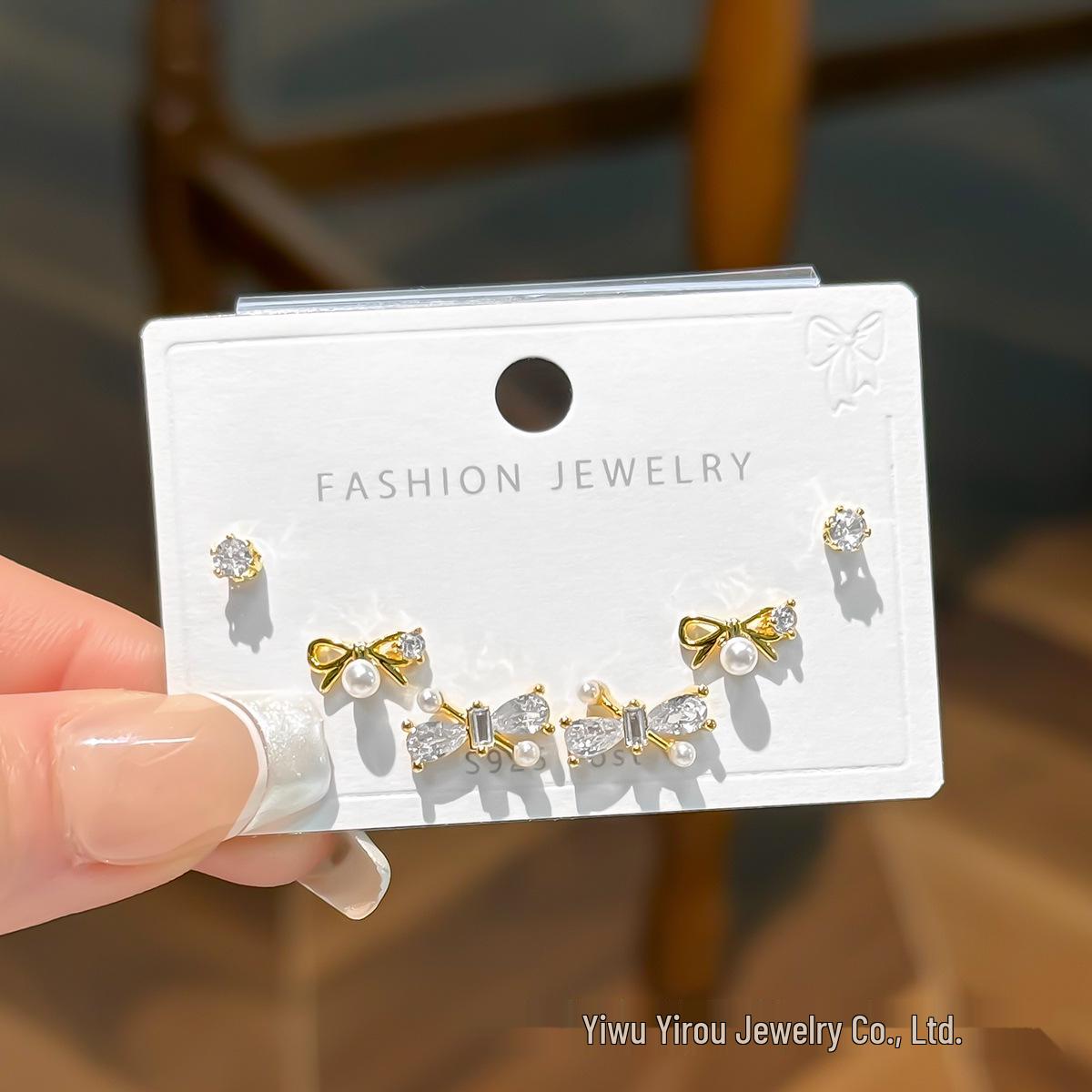 Versatile Pearl Bow S925 Silver Needle Minimalist Retro Earrings Set