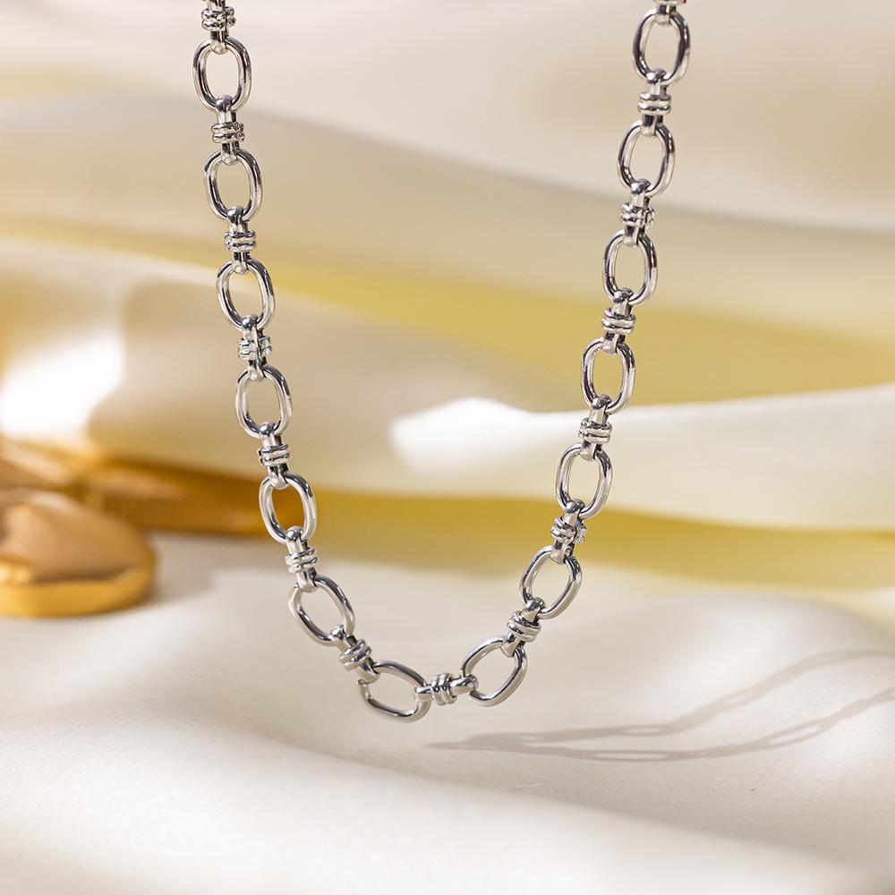 18K Gold Trendy Cuban Link Necklace: European & American Style, Non-Fading, Fashionable Personalized Chain, High-End Jewelry.