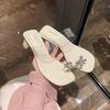 Fashion Slippers Casual Butterfly-Knot Glitter Slides Shoes Square Heel Transparent Heel Luxury Jelly Block Summer Crystal Scandals Butt