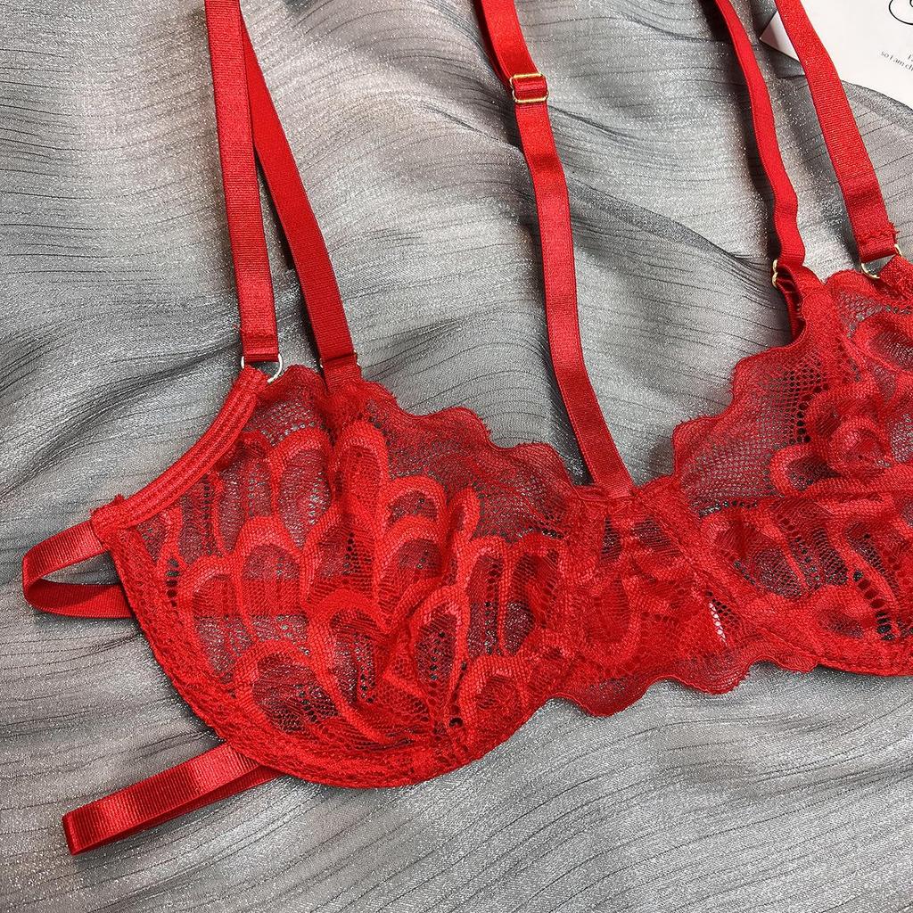 Hot-Selling Lingerie: Sexy Lace Trim Halter Three-Piece Set