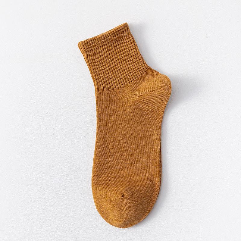 

Носки Мужские Осенние Однотонные Носки до середины икры Дышащие Потоотводящие Защищающие от запаха Хлопковые Спортивные и Повседневные Бесшовные Мужские Носки 1 pair жёлтый