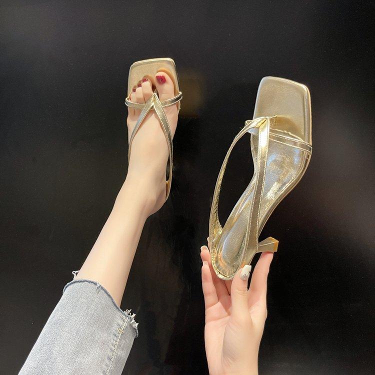 

Summer new women s high-heeled sandals slim high-heeled card finger foreign-style French sandals versatile height-increasing slippers 40 золотий